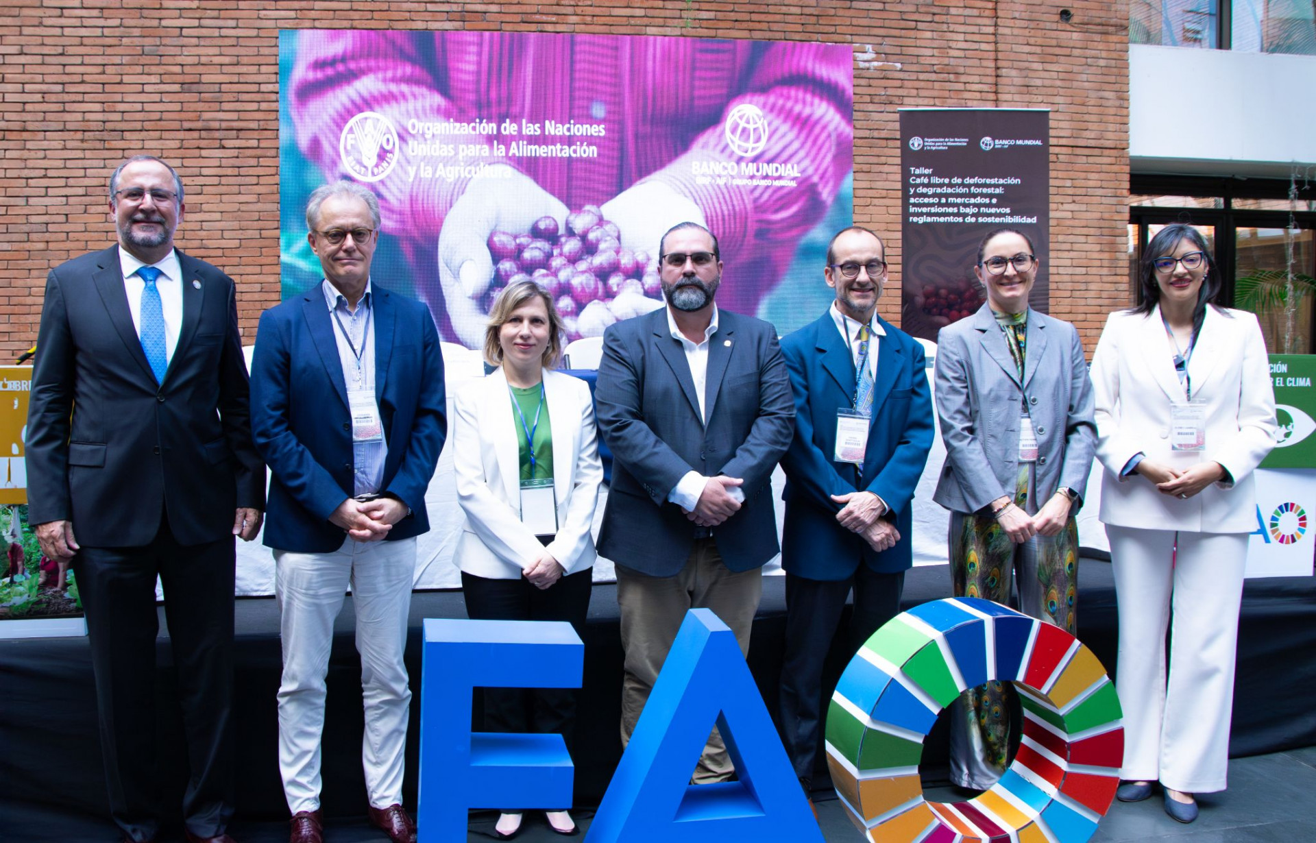 Centroamérica avanza hacia un café sostenible: Taller regional impulsa cumplimiento del EUDR